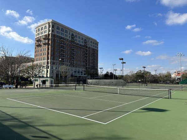 Colonial Lake tennis courts in downtown Charleston