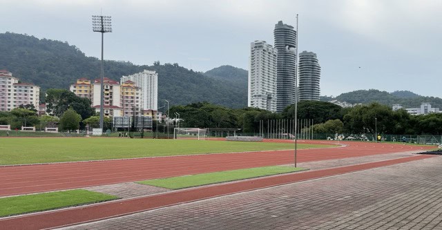 Outdoor track at Olahraga stadium.